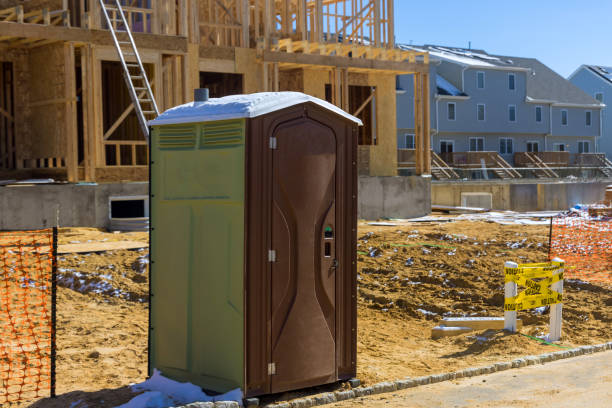 Best Emergency porta potty rental  in Lakes Of The Four Seasons, IN